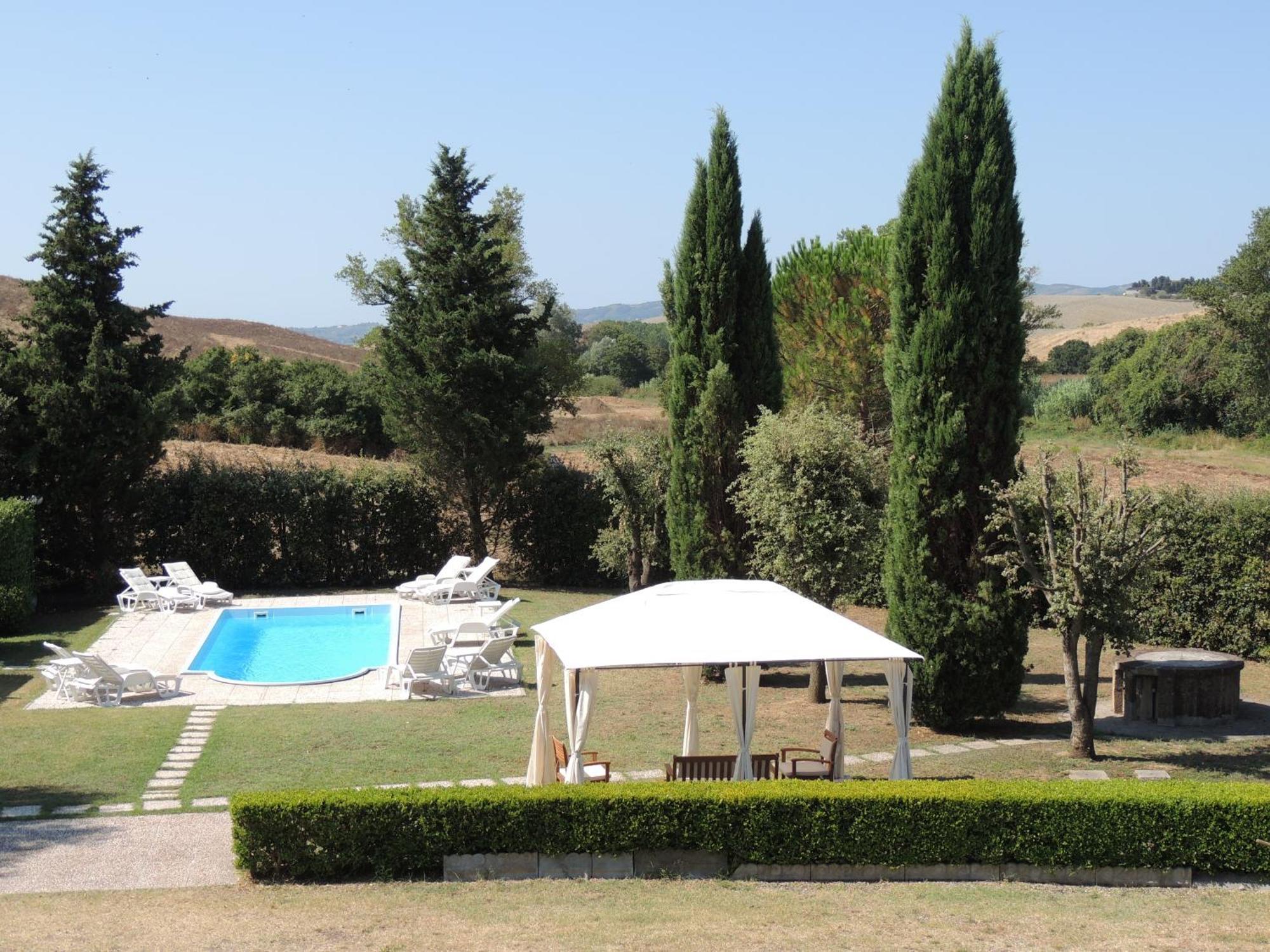 Podere Il Mulino 피에베 디 산타 루체 객실 사진